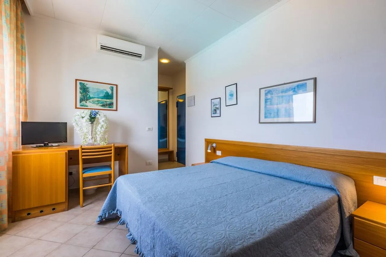 Isa-Double Room With Balcony And Side Sea View In Hotel With Swimming Pool In Marina Di Cecina, Just 10 Meters From The Sea Cecina  3*, Cecina (Livorno) Italy